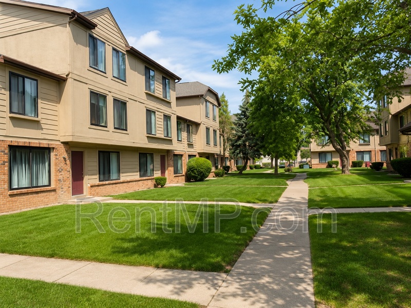 Mt Pleasant Townhome: 1825 S Crawford Dr - A01