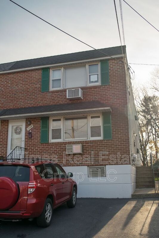 Norristown Condo: 708 Carmen Drive