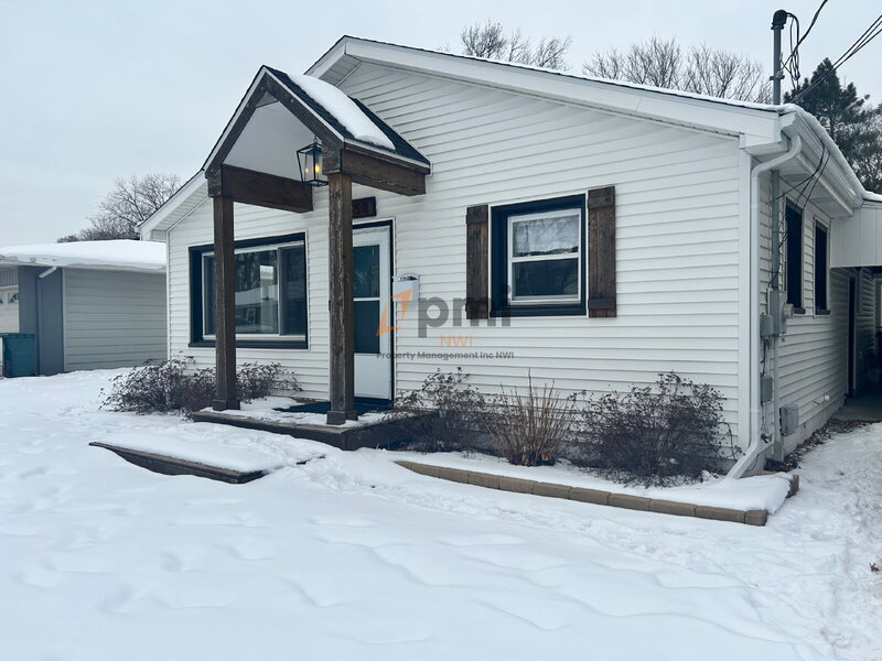 Valparaiso House: 758 Hope St