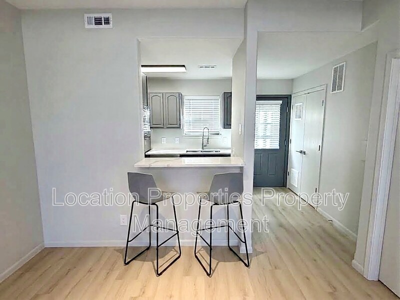 2201 Westdale Road - A3, Lawrence, Kansas rental photo 12 of 31