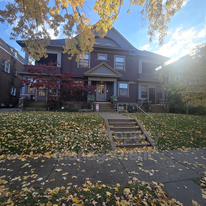 Grand Rapids Condo: 424 Lafayette Ave SE