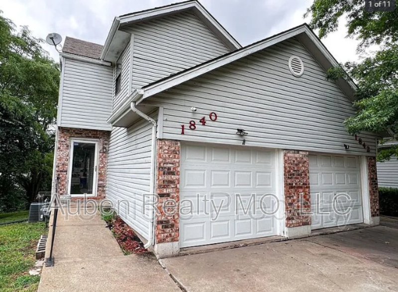 Lee's Summit Condo: 1840-1846 Knollbrook Pl