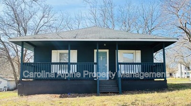 Kings Mountain House: 317 N Dilling St.