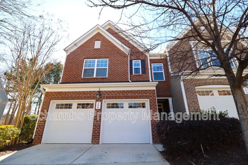 Cary Townhome: 208 Kylemore Cir