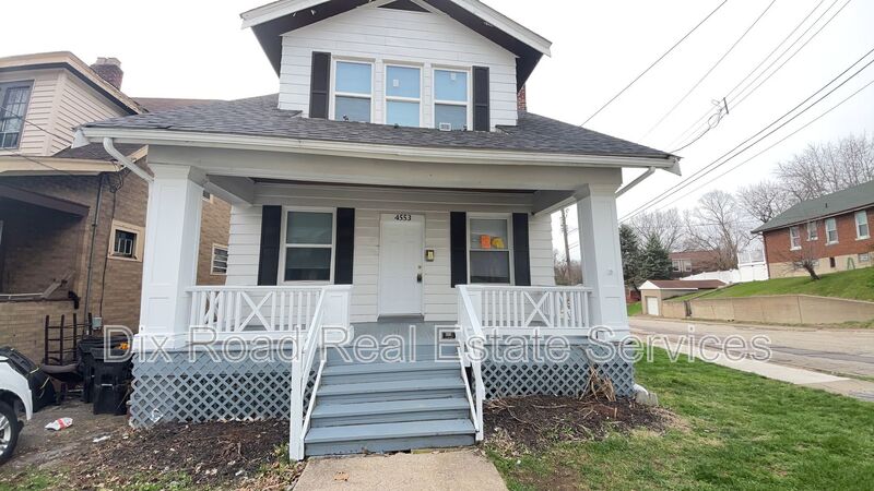 Cincinnati House: 4553 Midland Avenue