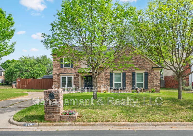 Hurst House: 3452 Whitney Way