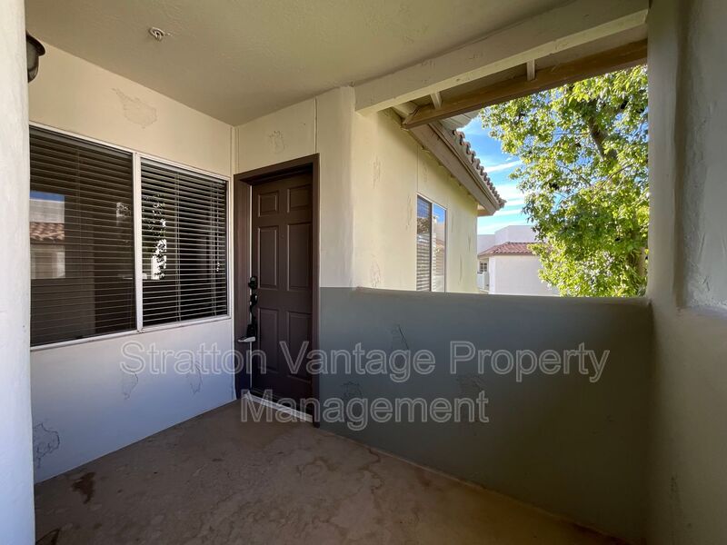 Chandler Condo: 1825 W Ray Rd