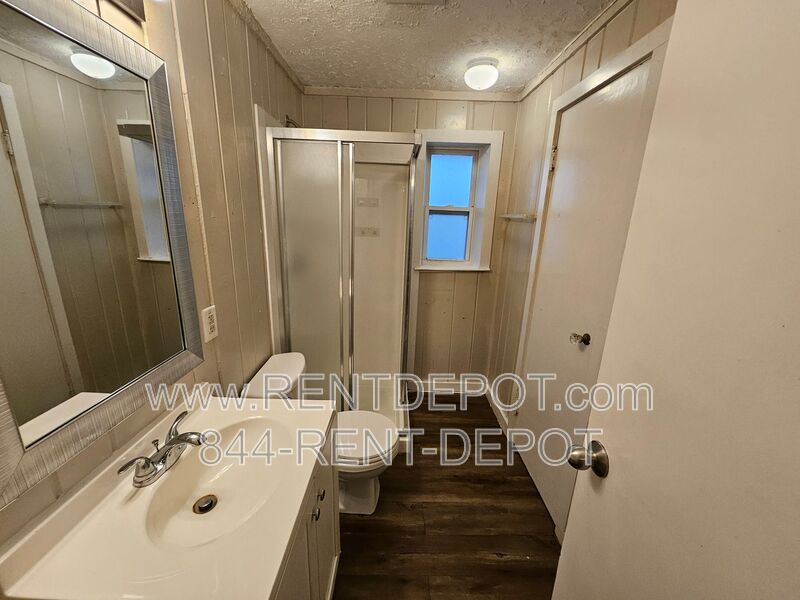 Evansville House: 1100 Washington Ave