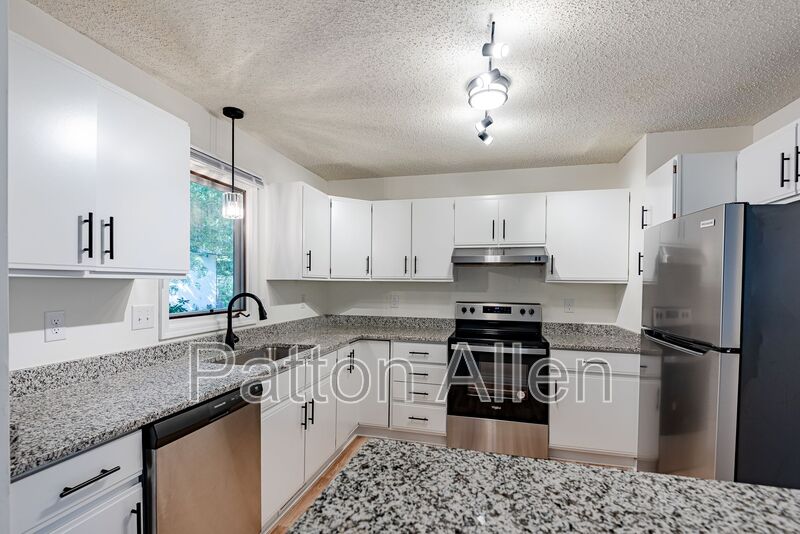 Arden Condo: 112 Glenn Bridge Road