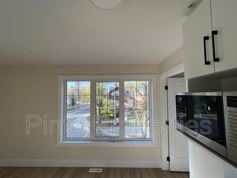 Edmonton House: 8719 110 Street Northwest