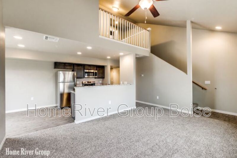 Kuna Condo: 965 E Travel Ln