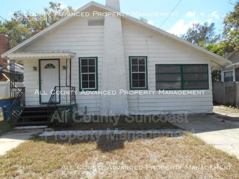 Clearwater House: 905 Lotus Path