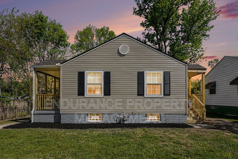 Dayton House: 4629 Queens Avenue