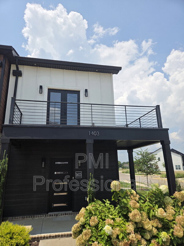 Murfreesboro Townhome: 1403 Rebecca Johns Dr