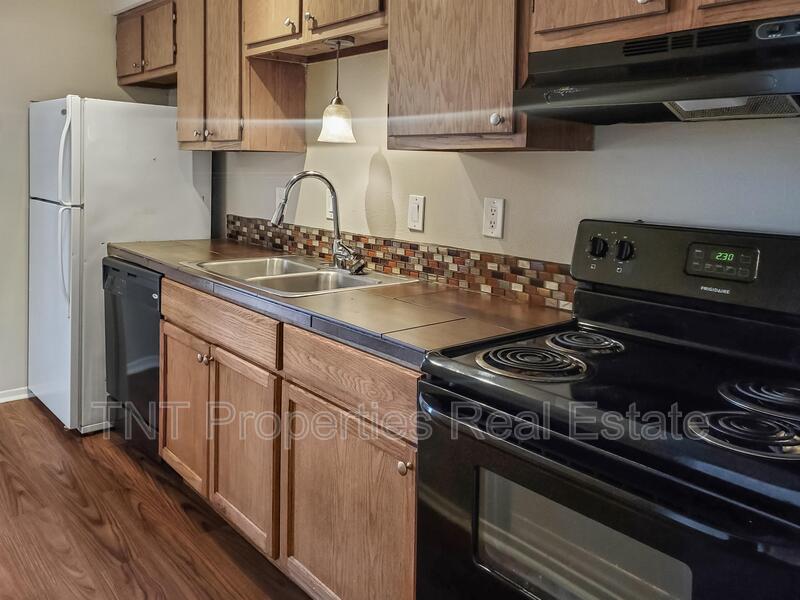 College Station Condo: 302 Manuel Drive