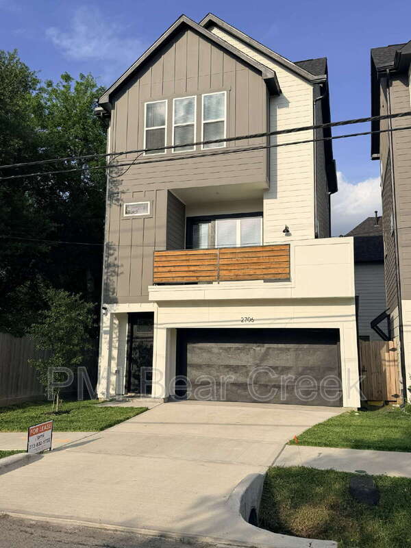 Houston Townhome: 2706 Cochran Street