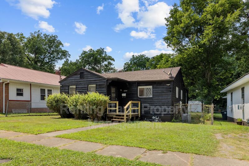 Birmingham House: 6724 2nd Ave S