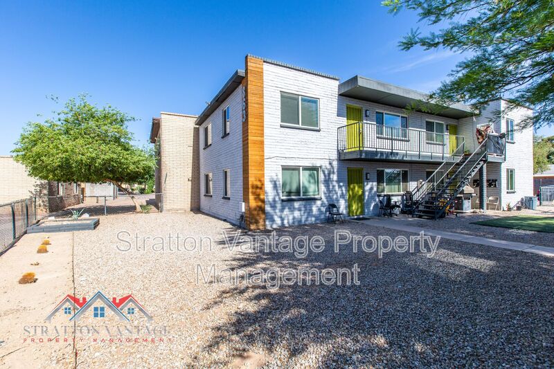 Chandler Condo: 863 W Ray Rd