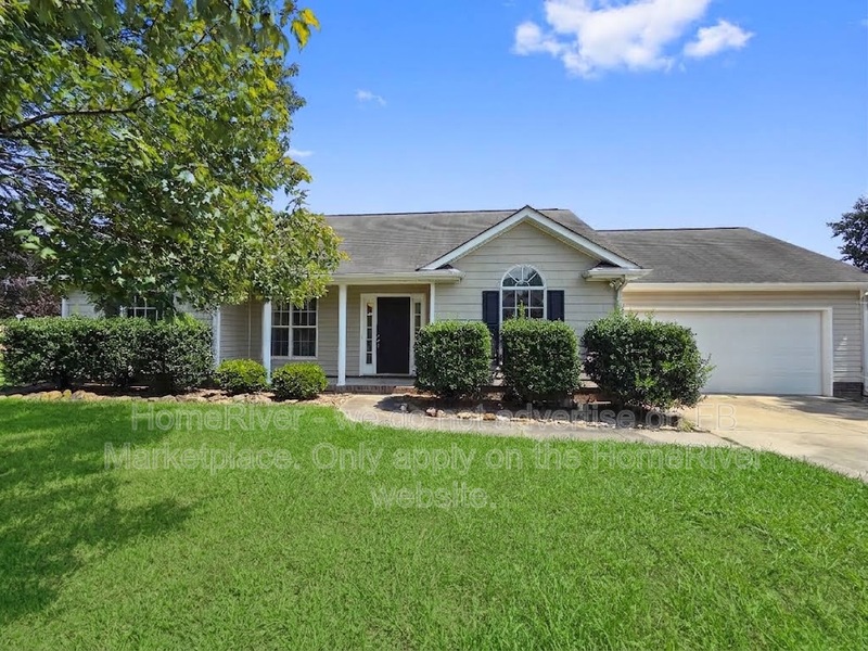 Indian Trail House: 2006 Cranston Crossing Pl