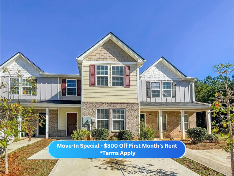 Lithonia House: 2565 Piering Dr