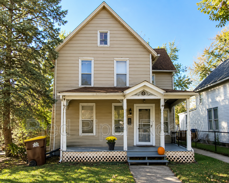 Freeport Condo: 440 W Exchange St; Apt 1