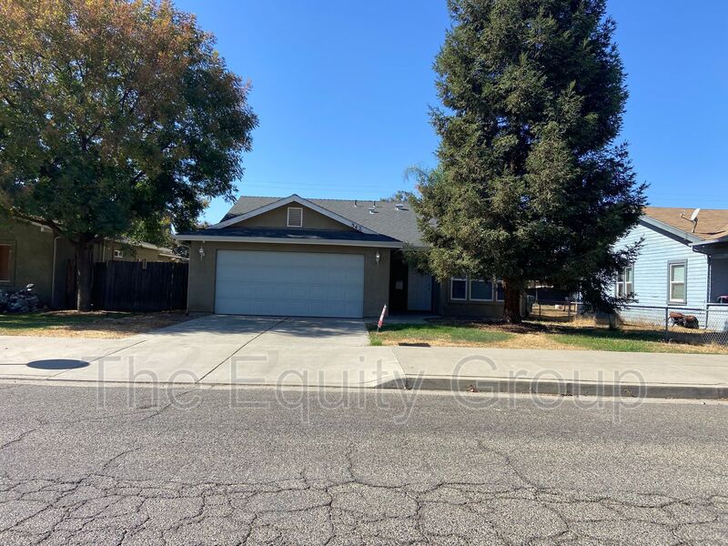 Exeter House: 342 North D St