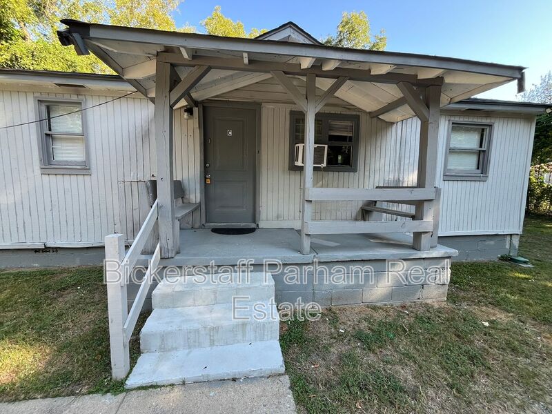 Coumbus Condo: 824 Winston Road