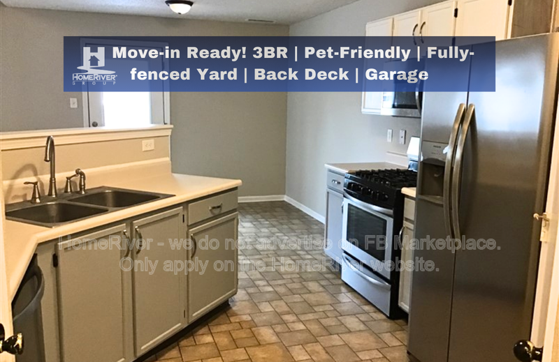 Camby House: 10945 Walnut Grv