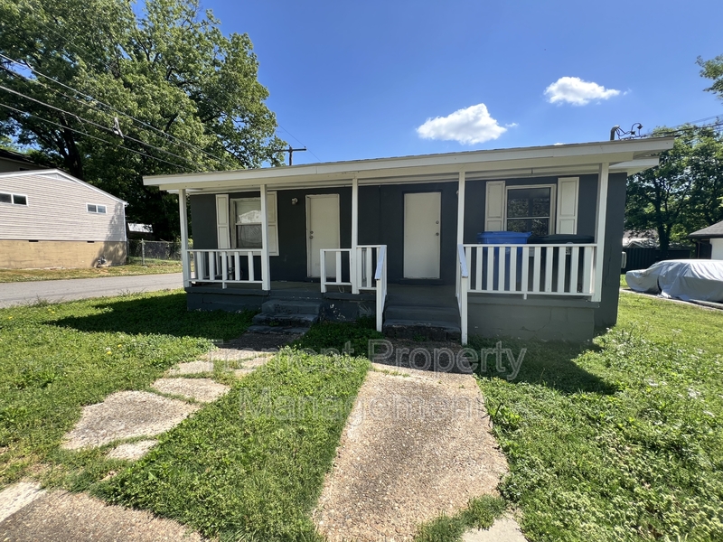 Chattanooga House: 722 Snow Street