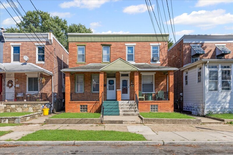 Oaklyn House: 224 Parker Avenue