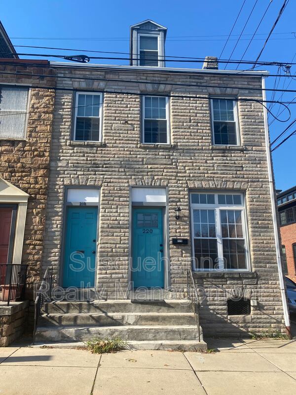 Lancaster Condo: 220 N. Plum Street