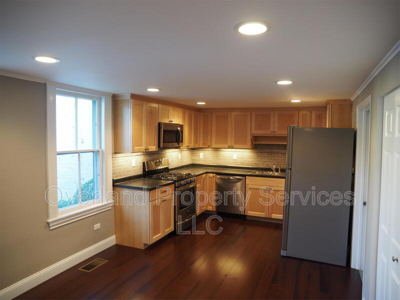 Burlington Condo: 934 North Avenue Apt 4