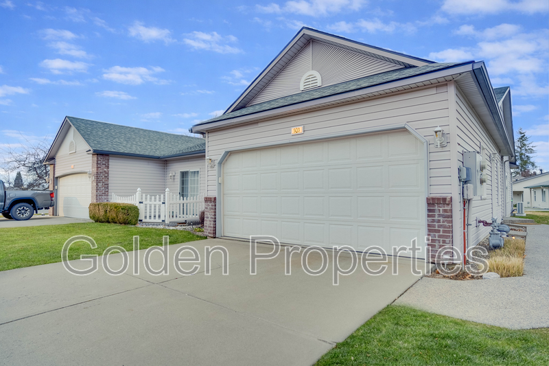 Post Falls House: 503 E Whitewater Ln