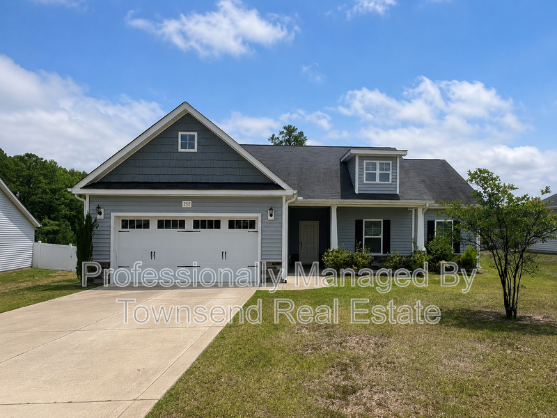 Fayetteville House: 2513 Owlands Ct.