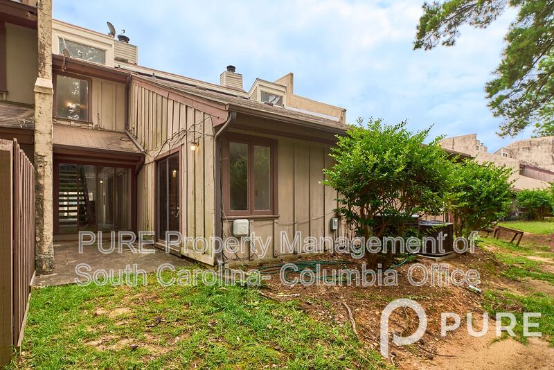 Columbia House: 2068 Watermark Pl