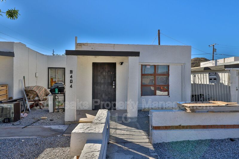 Phoenix House: 102 E. Hatcher Rd.