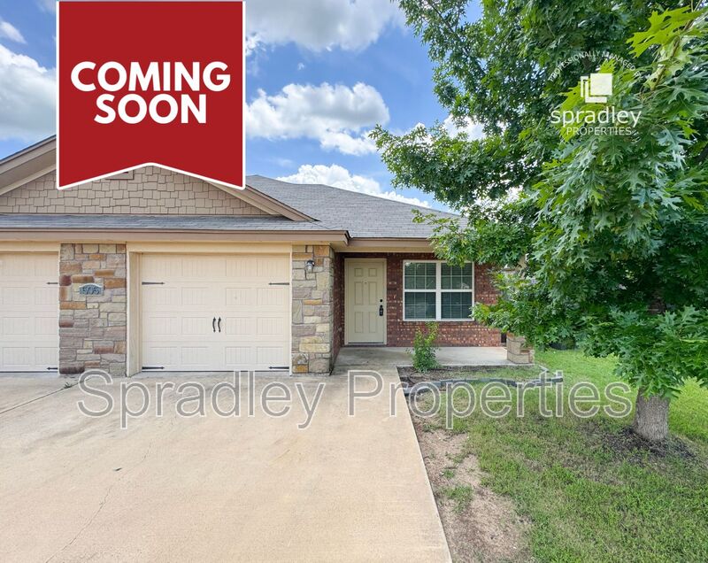 Temple Condo: 505B Kacie Dr