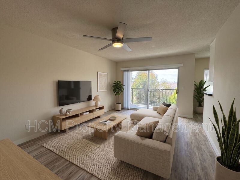 Santa Monica House: 2928 4th St
