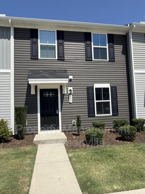 Greenville Townhome: 103 Fernside Ct