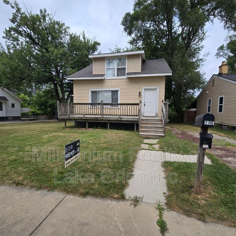 Pontiac Condo: 77 E Fairmount Ave