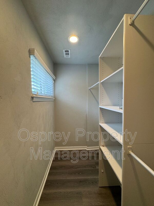 Welcome to this beautiful Single Family Home!  - Photo 15