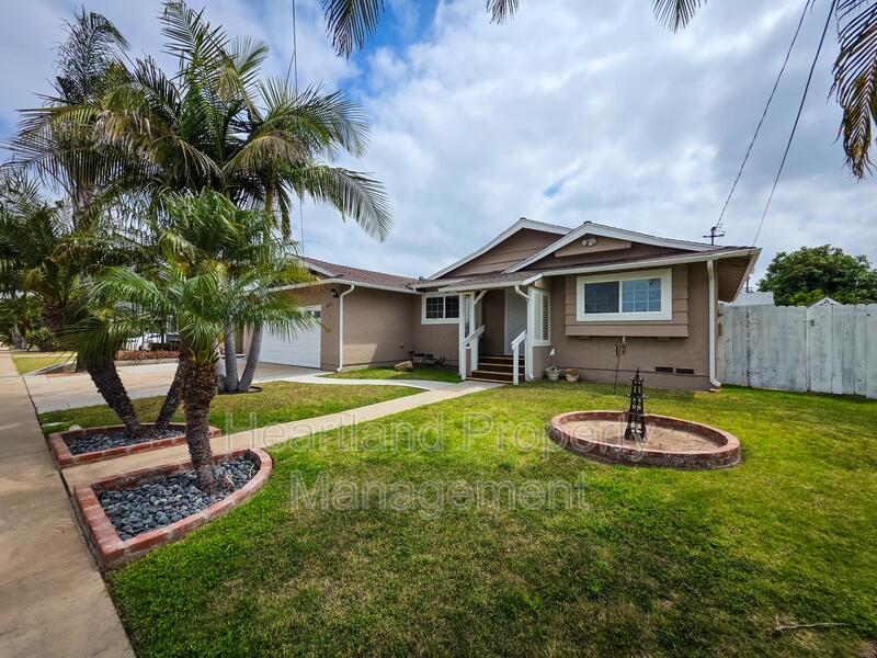 Chula Vista House: 631 Fig Avenue