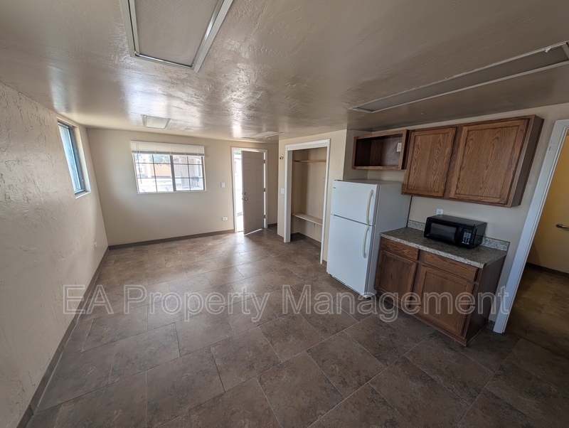 Moriarty House: 502 U.S. Route 66