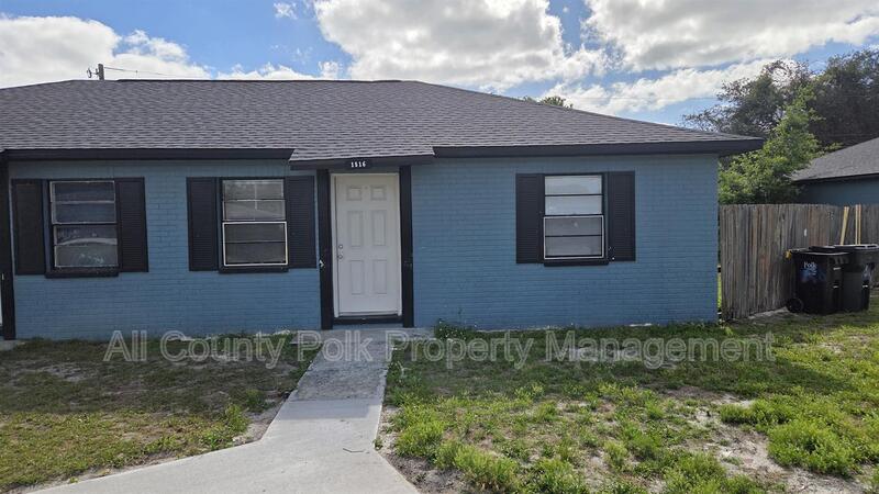 Lakeland Condo: 1516 Moonlite Dr.