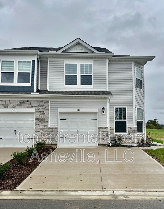 Fletcher Townhome: 545 Wheatfield Road