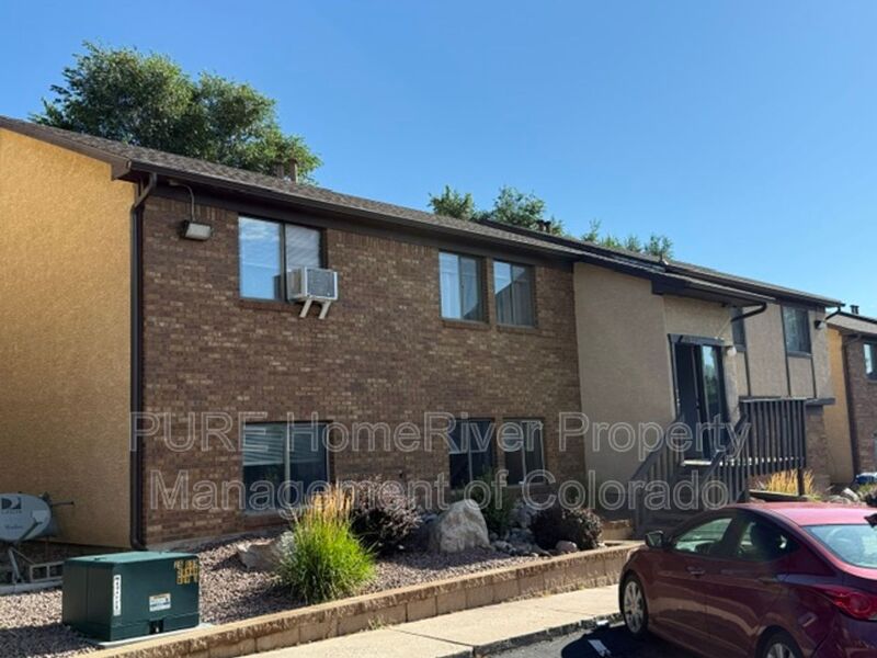 Colorado Springs House: 1122 Yuma St