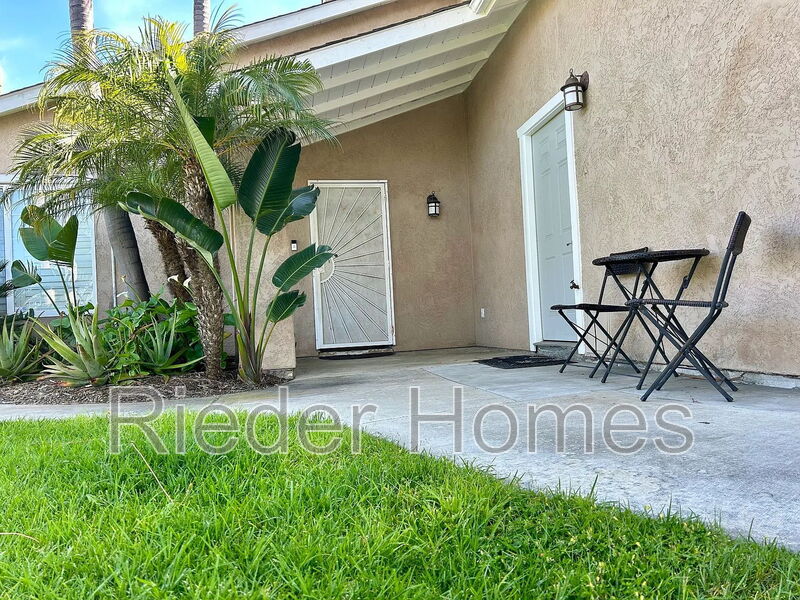 Oceanside Condo: 4435 Summer Dr