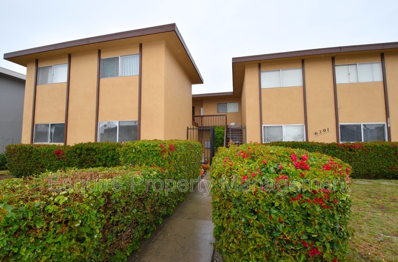 VENTURA Condo: 6391 WHIPPORWILL ST.