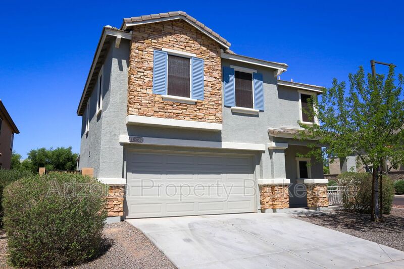 Surprise House: 16862 N 182nd Ln