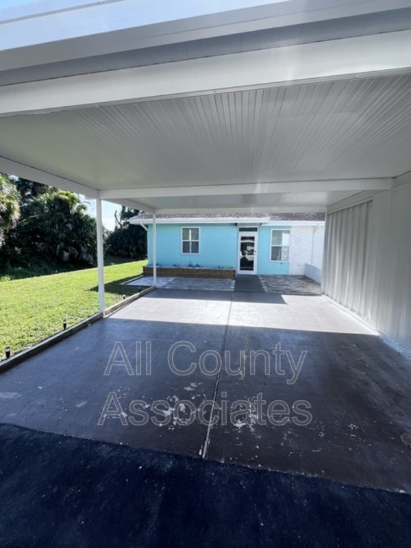 Main Rental Photo 16